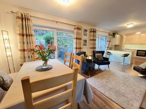 Photo 18- click for photo gallery